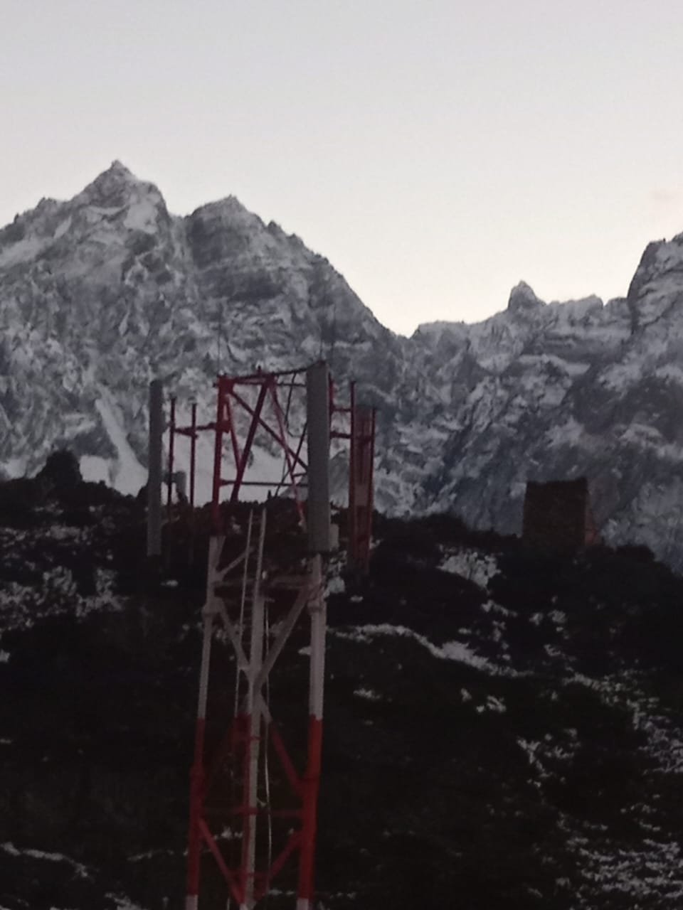 Mobile bell rang in Kuti village of Adi Kailash Marg, Jio installed tower
